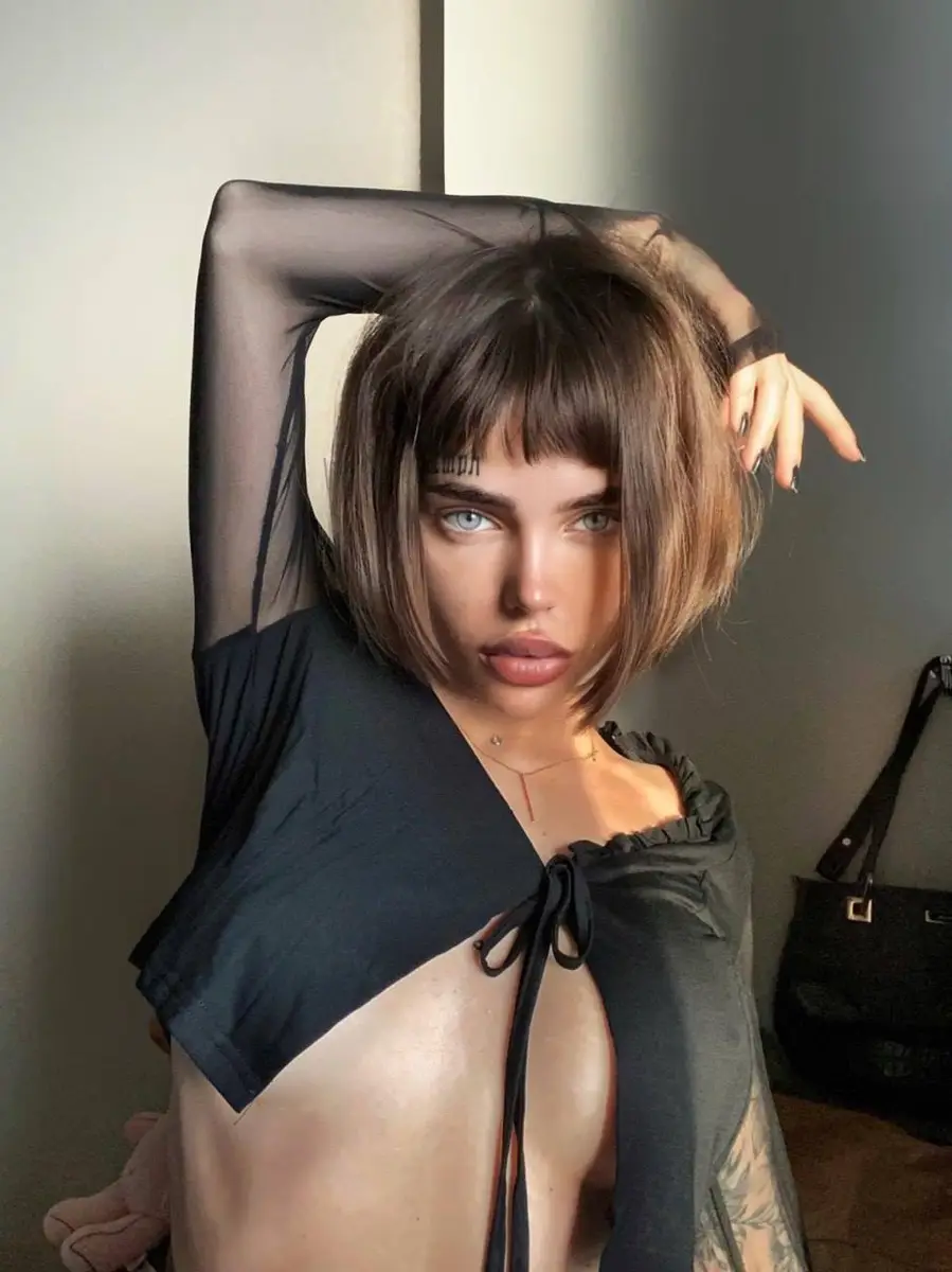 Mira escort in London