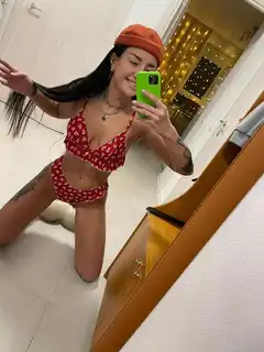Miroslava escort in London