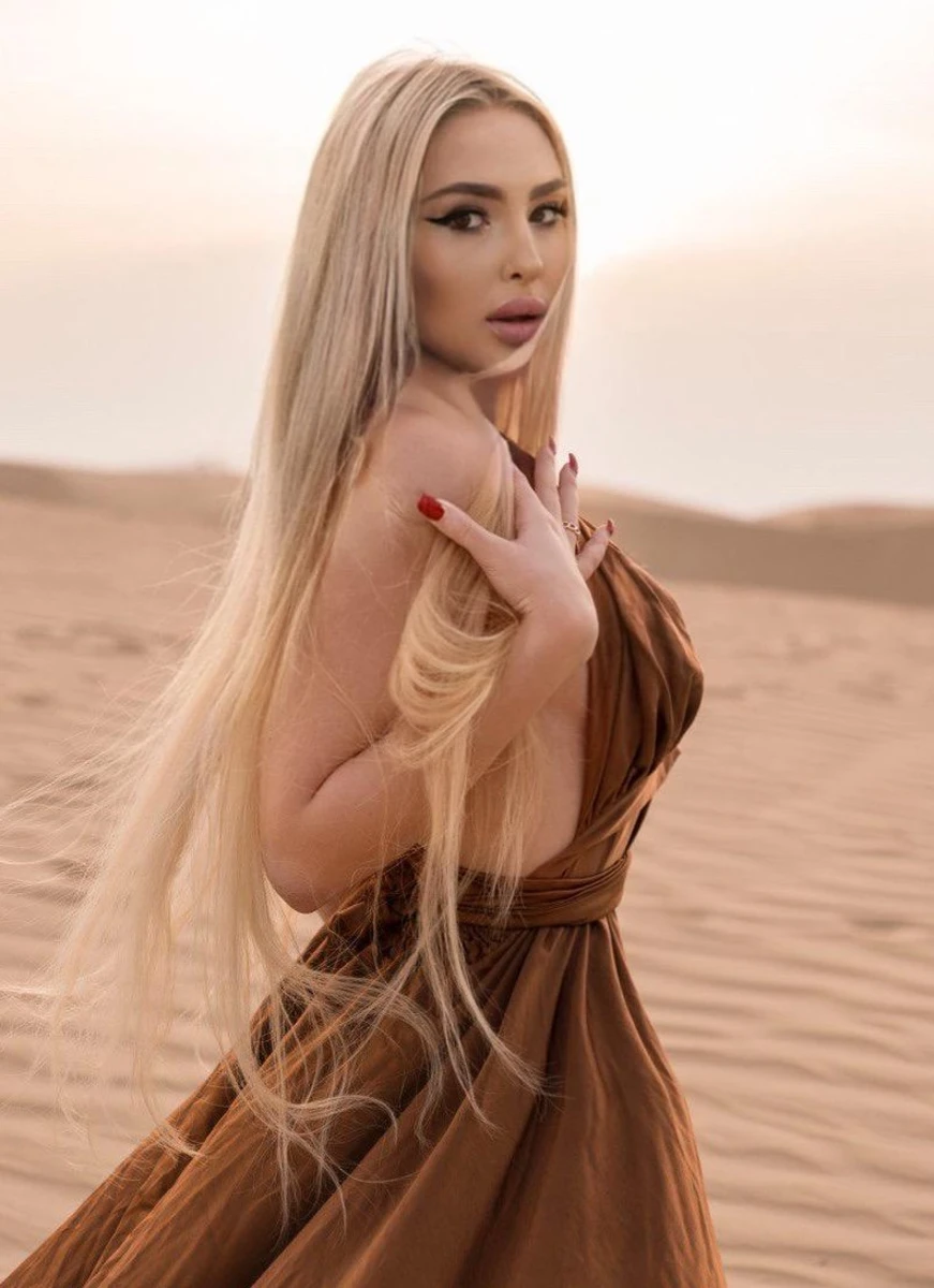 Nicole escort in London