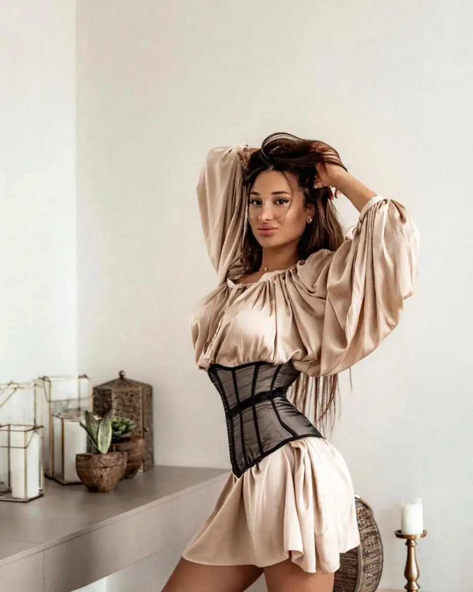 Nika escort in London