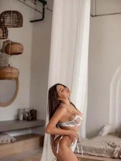 Nika escort in London