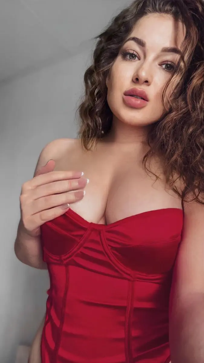 Sasha escort in London