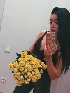 Sofia escort in London