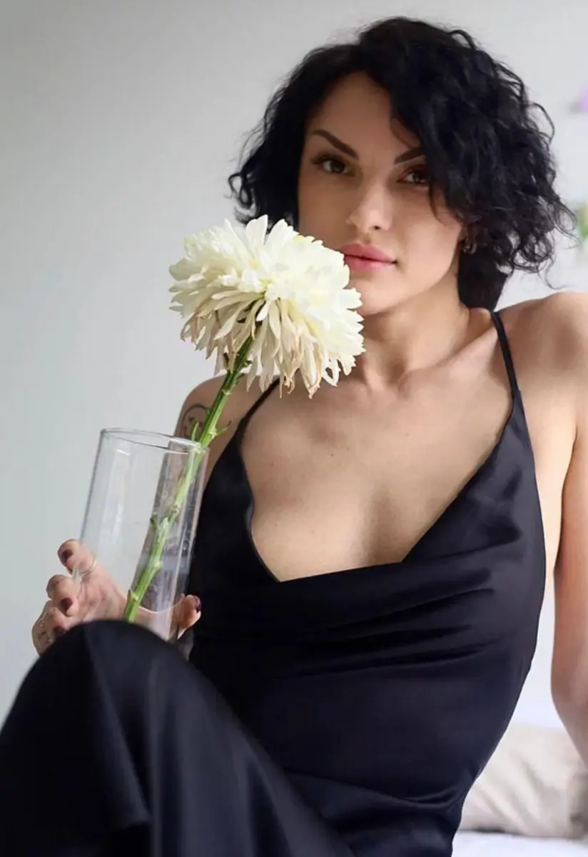 Stasya escort in London