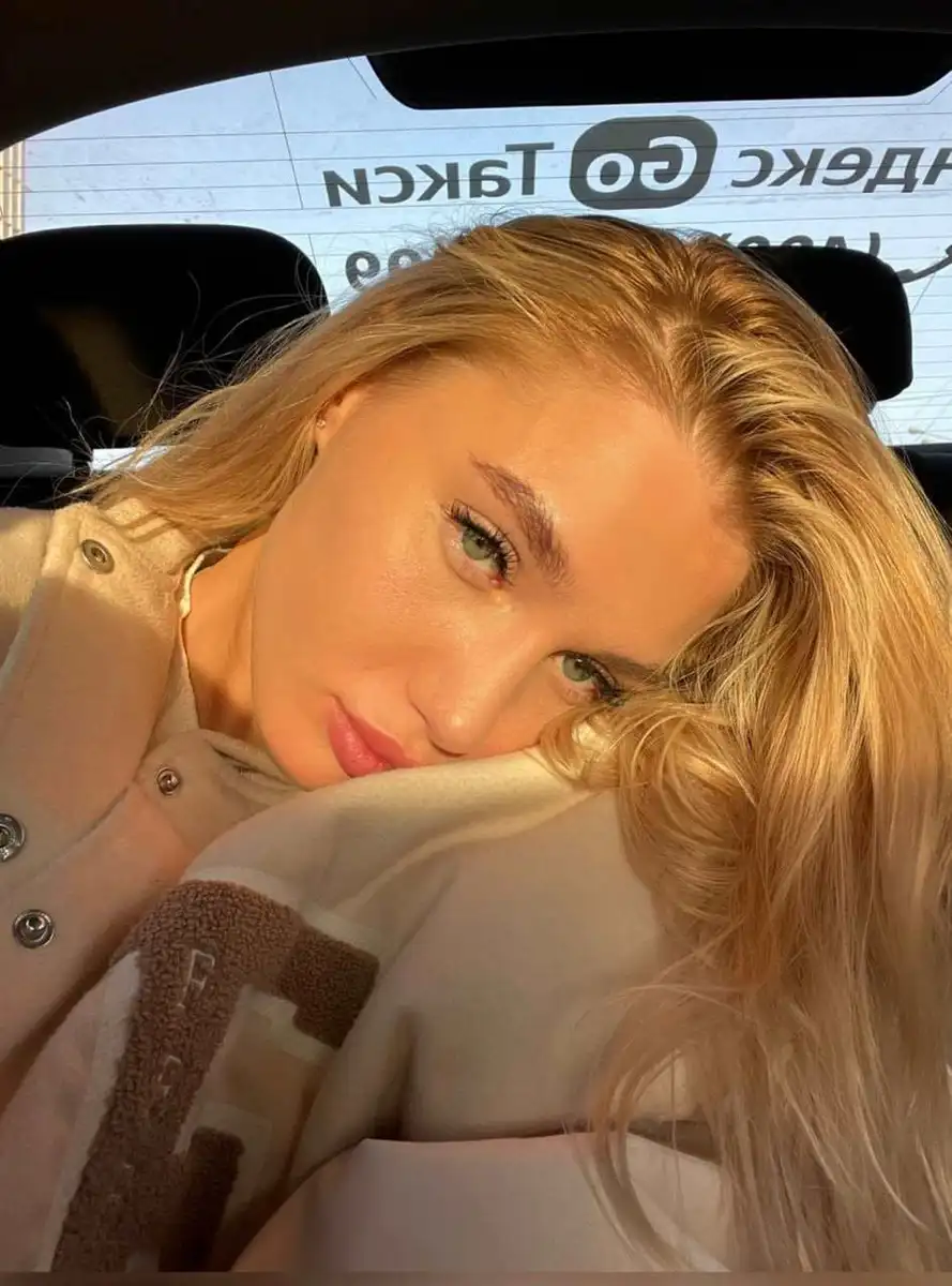 Stella escort in London