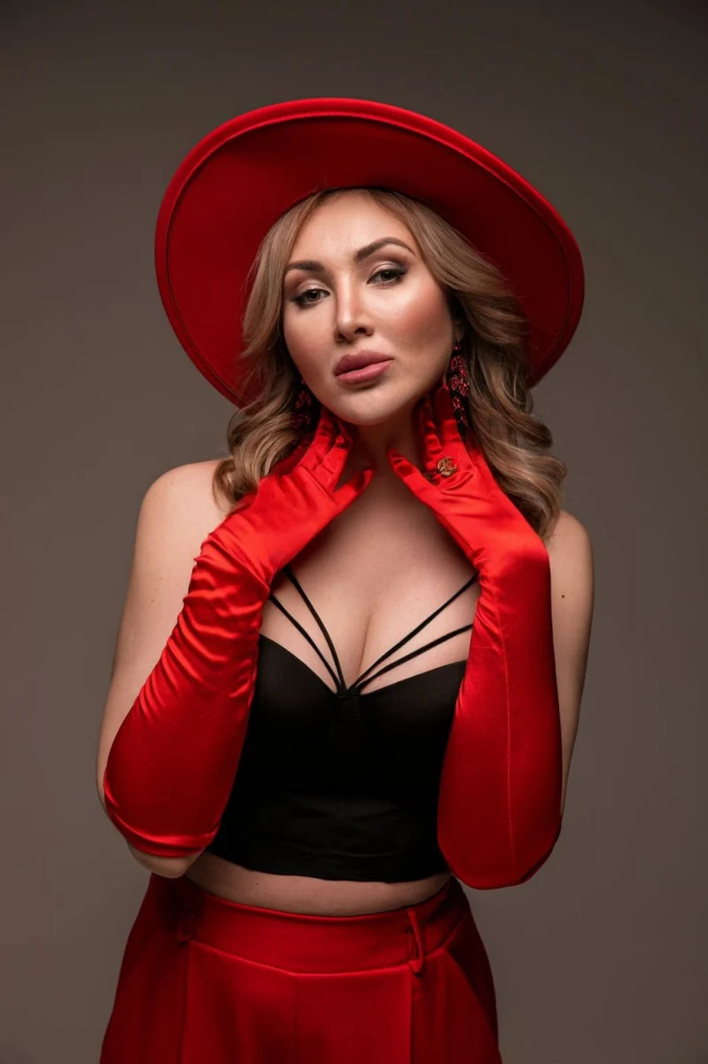 Svetlana escort in London