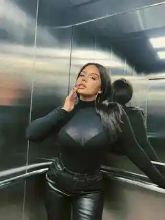 Tina escort in London