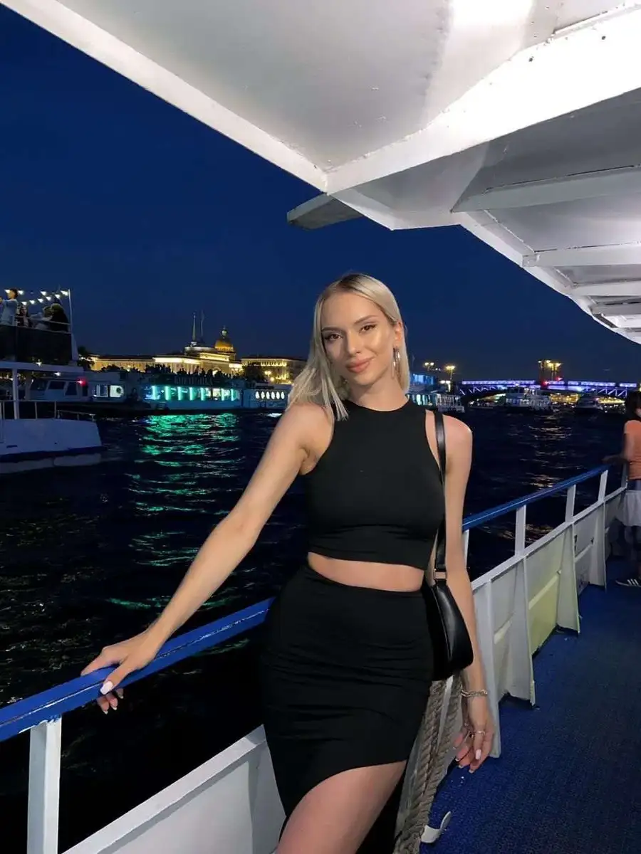 Valeria escort in London