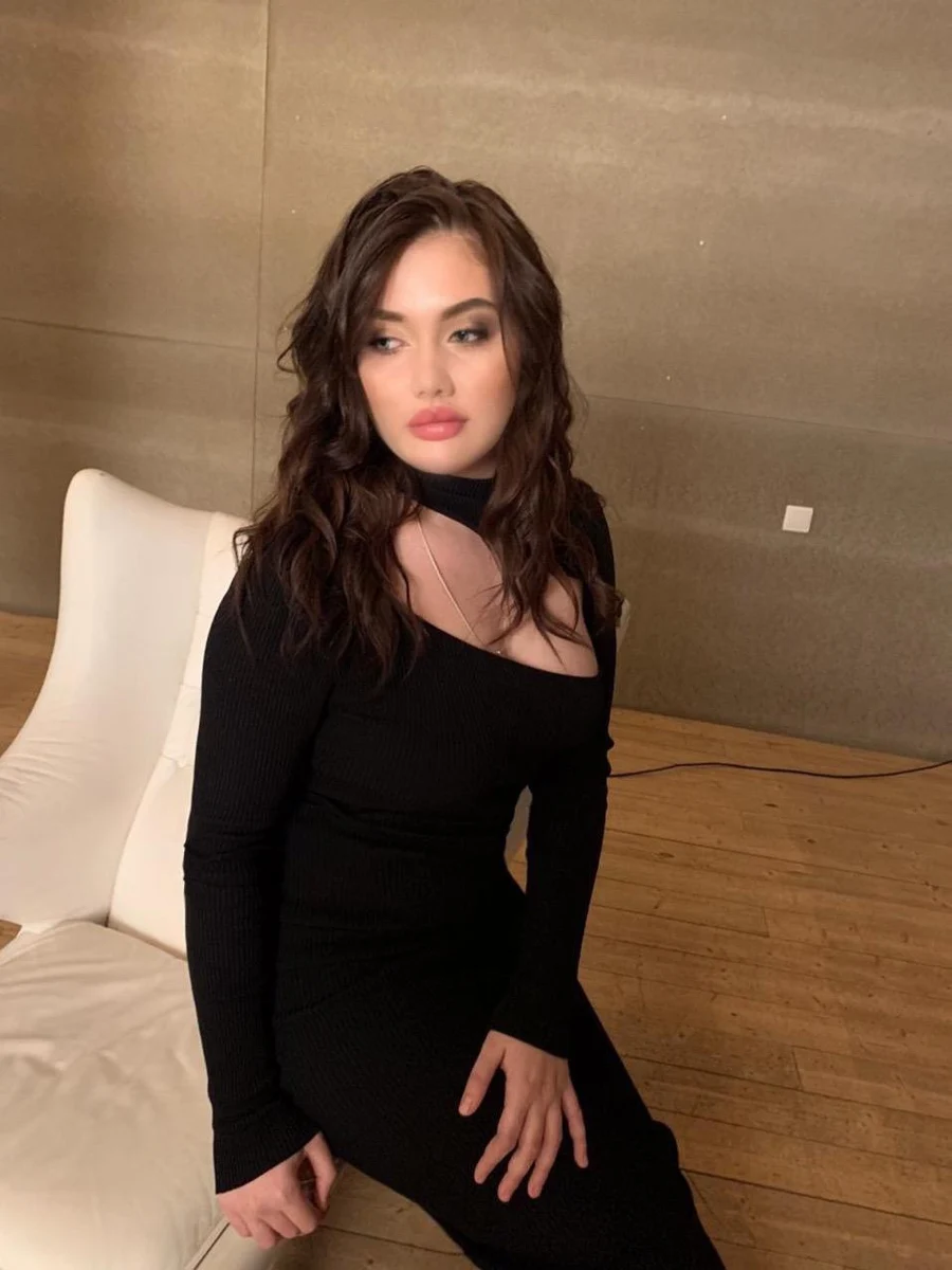 Vlada escort in London